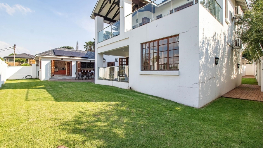 4 Bedroom Property for Sale in Lakefield Gauteng