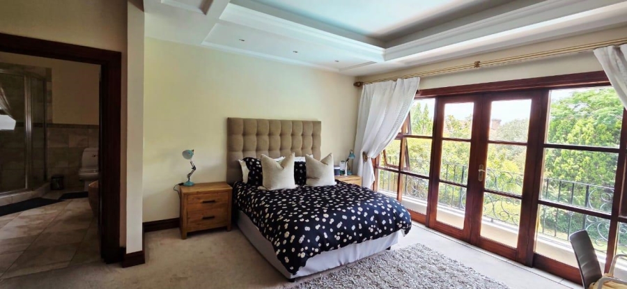 To Let 4 Bedroom Property for Rent in Bryanston East Gauteng