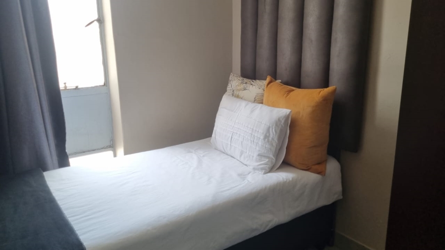 1 Bedroom Property for Sale in Braamfontein Gauteng