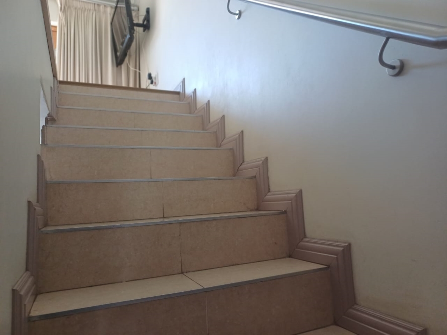 To Let 1 Bedroom Property for Rent in Morningside Gauteng