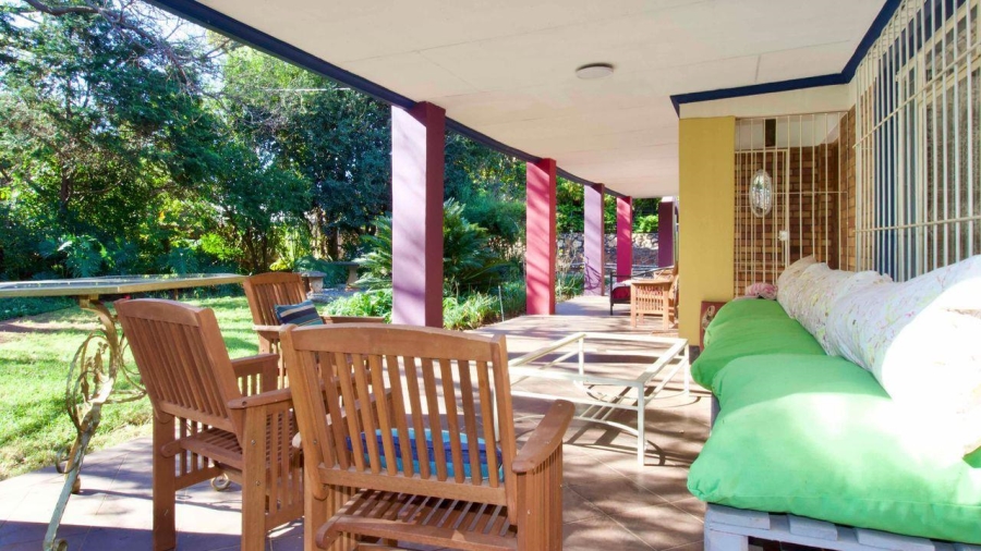 8 Bedroom Property for Sale in Clubview Gauteng