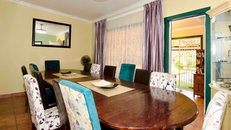 8 Bedroom Property for Sale in Clubview Gauteng