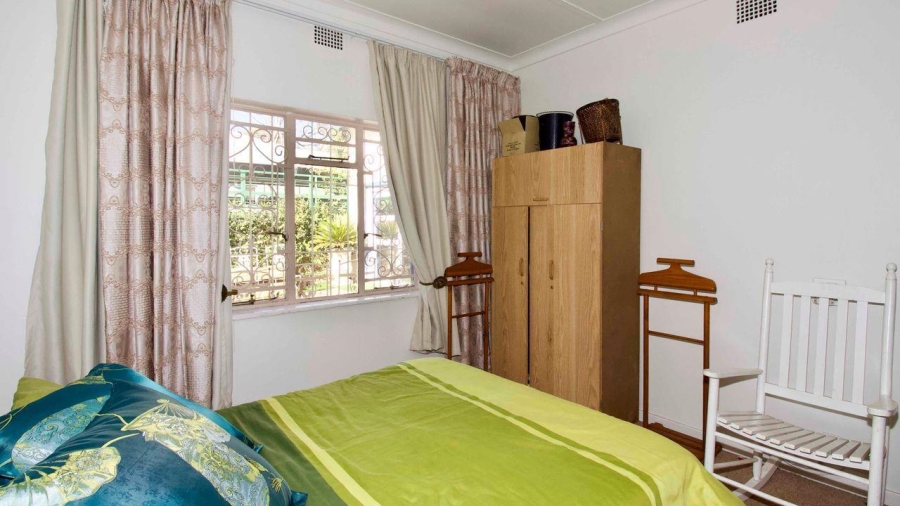 8 Bedroom Property for Sale in Clubview Gauteng