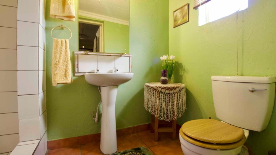 8 Bedroom Property for Sale in Clubview Gauteng