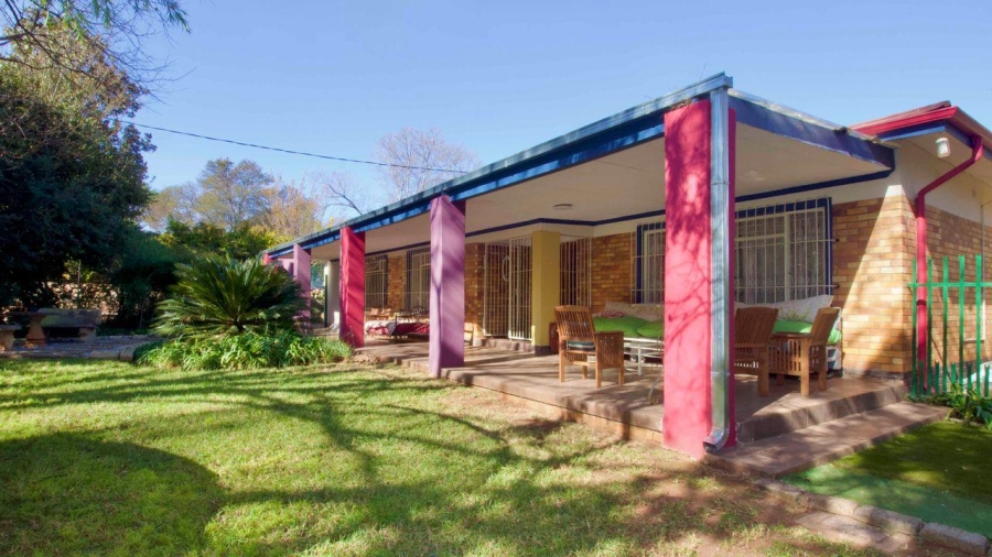 8 Bedroom Property for Sale in Clubview Gauteng