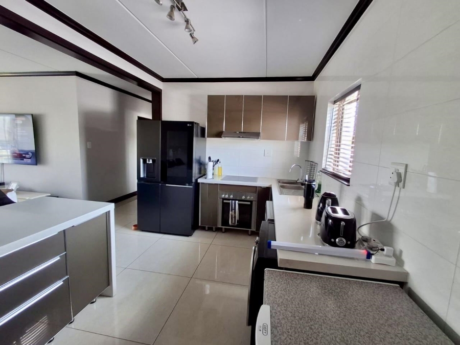 To Let 3 Bedroom Property for Rent in Craigavon Gauteng