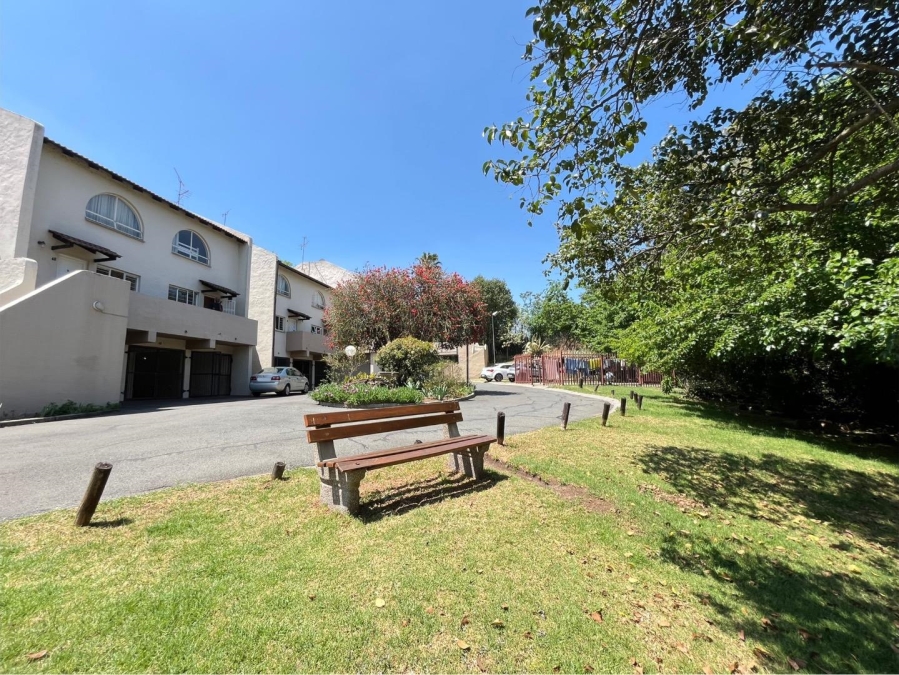 2 Bedroom Property for Sale in Rembrandt Park Gauteng