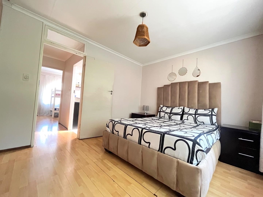 2 Bedroom Property for Sale in Rembrandt Park Gauteng
