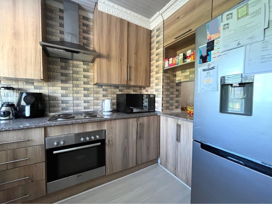 2 Bedroom Property for Sale in Rembrandt Park Gauteng