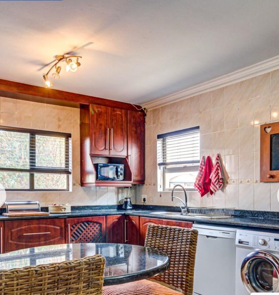 6 Bedroom Property for Sale in Van Riebeeck Park Gauteng