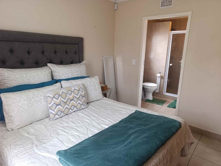 3 Bedroom Property for Sale in Thatch Hill Estate Gauteng