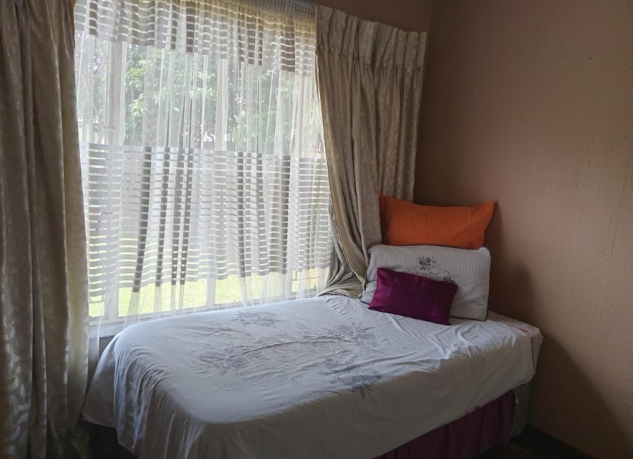 4 Bedroom Property for Sale in Verwoerdpark Gauteng