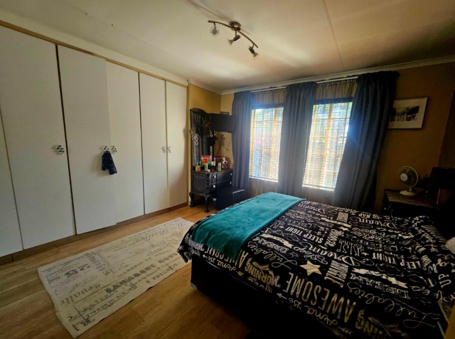 3 Bedroom Property for Sale in Verwoerdpark Gauteng