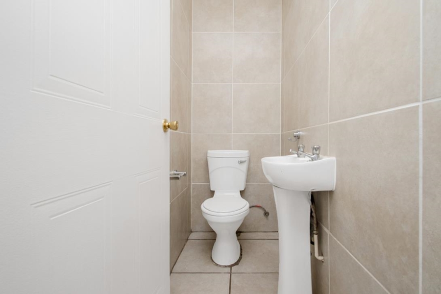 3 Bedroom Property for Sale in Honeydew Manor Gauteng