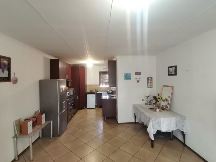 3 Bedroom Property for Sale in Albertsdal Gauteng
