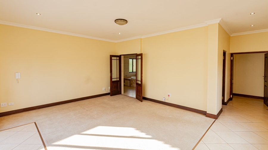 To Let 7 Bedroom Property for Rent in Dainfern Golf Estate Gauteng