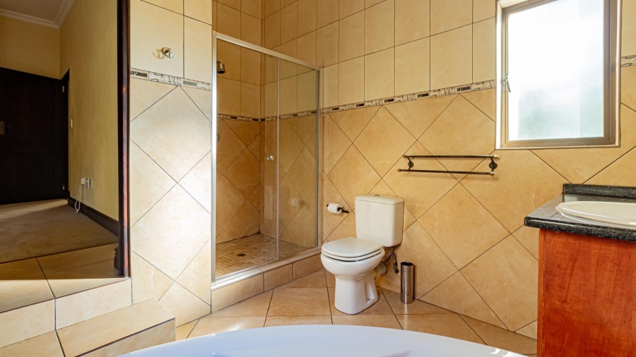 To Let 7 Bedroom Property for Rent in Dainfern Golf Estate Gauteng