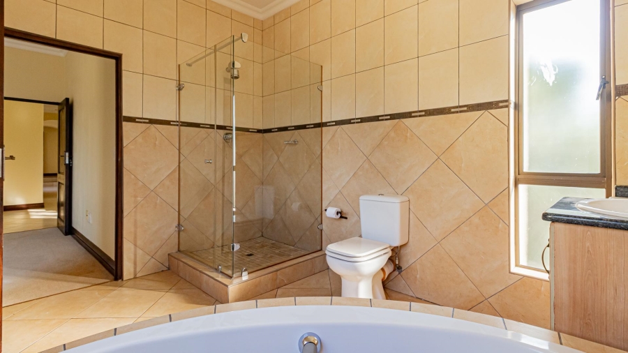 To Let 7 Bedroom Property for Rent in Dainfern Golf Estate Gauteng