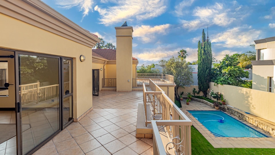 To Let 7 Bedroom Property for Rent in Dainfern Golf Estate Gauteng