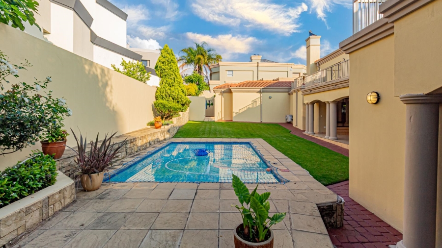 To Let 7 Bedroom Property for Rent in Dainfern Golf Estate Gauteng