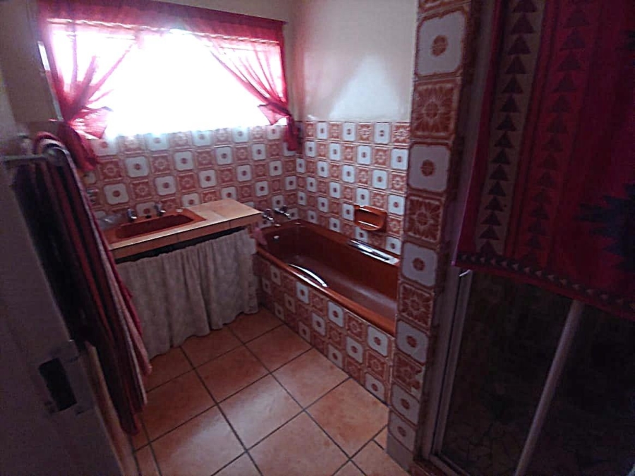 4 Bedroom Property for Sale in Jan Niemand Park Gauteng