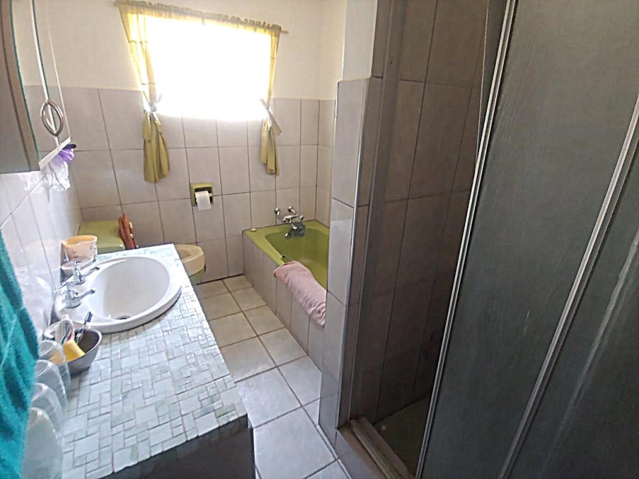 4 Bedroom Property for Sale in Jan Niemand Park Gauteng