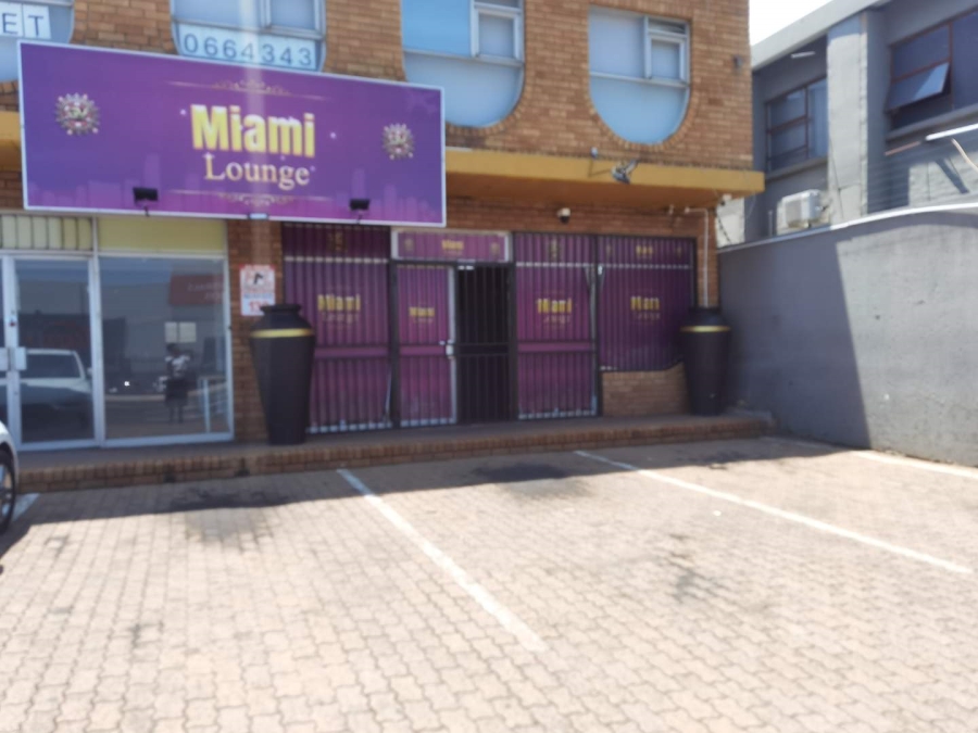 Commercial Property for Sale in Aston Manor Gauteng