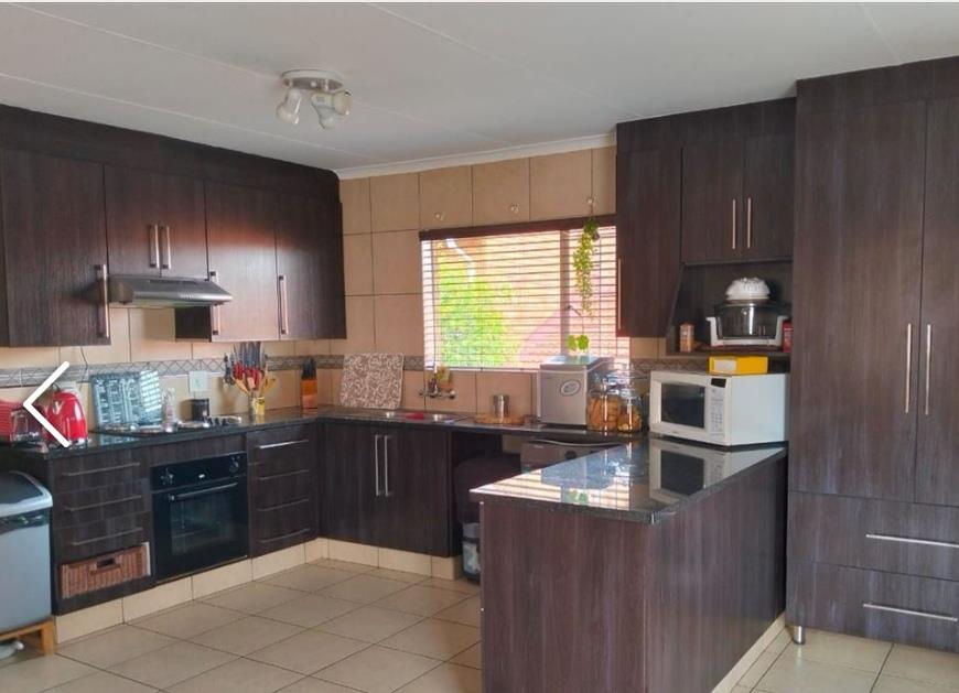 3 Bedroom Property for Sale in Terenure Gauteng