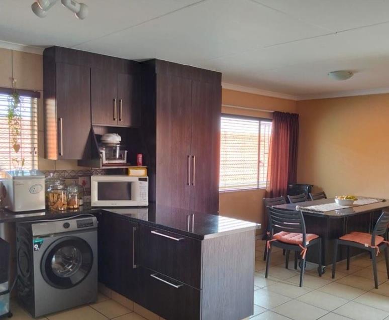 3 Bedroom Property for Sale in Terenure Gauteng