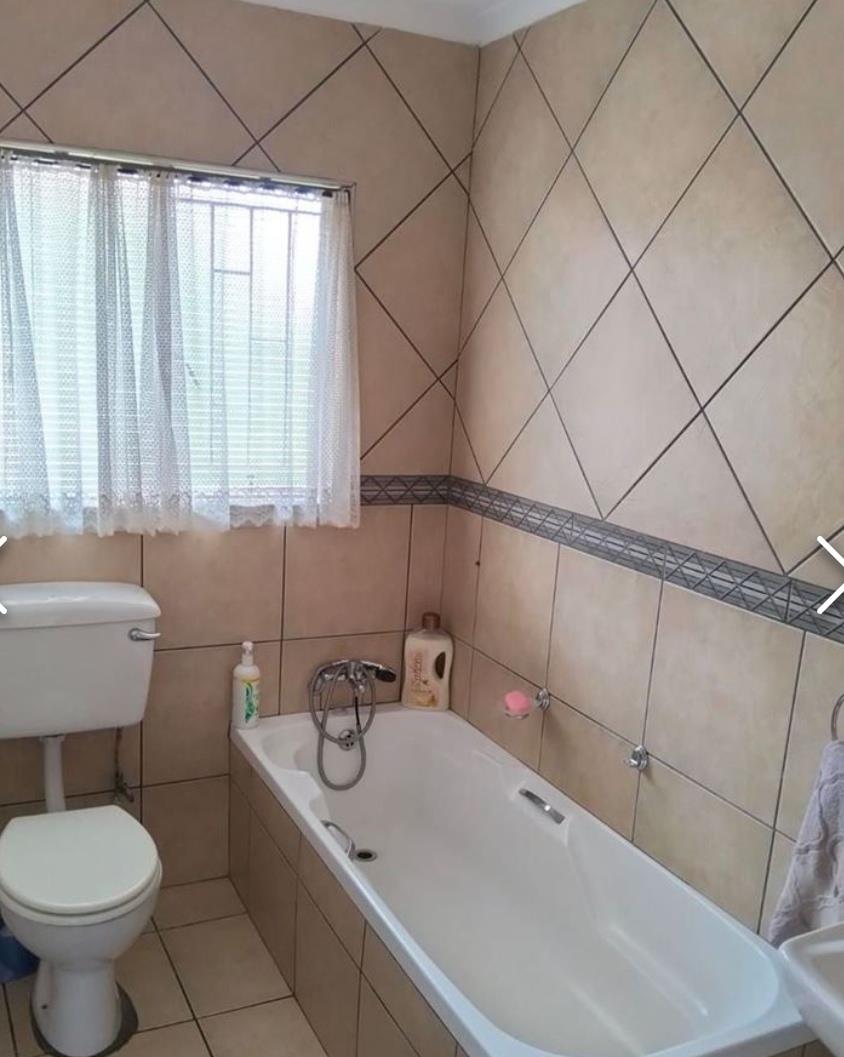 3 Bedroom Property for Sale in Terenure Gauteng