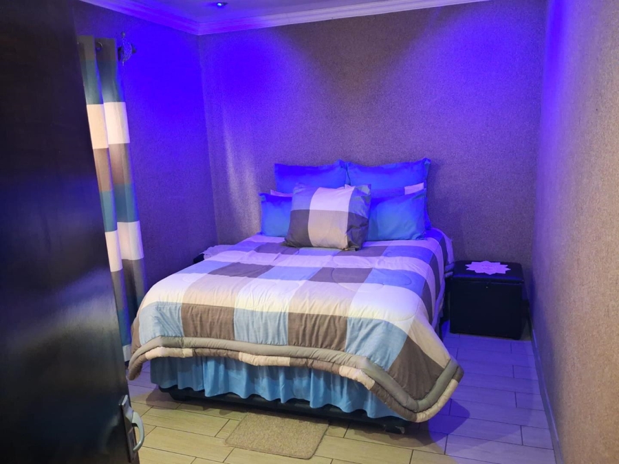 3 Bedroom Property for Sale in Thulani Gauteng