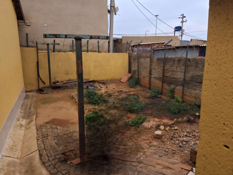 3 Bedroom Property for Sale in Thulani Gauteng