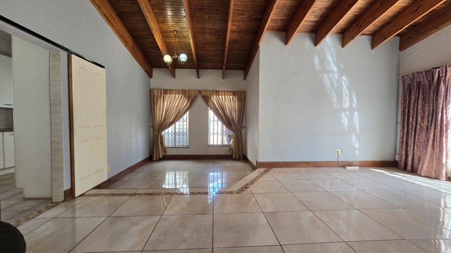 4 Bedroom Property for Sale in Brackenhurst Gauteng