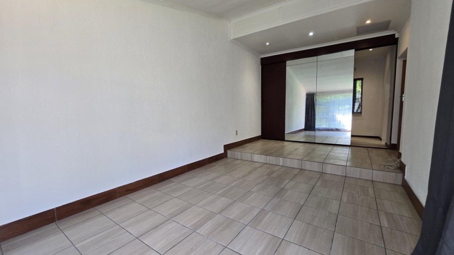 4 Bedroom Property for Sale in Brackenhurst Gauteng