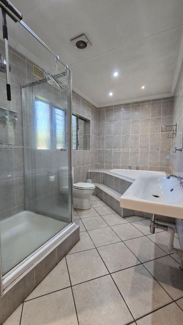 4 Bedroom Property for Sale in Brackenhurst Gauteng