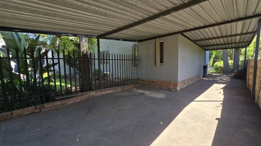 4 Bedroom Property for Sale in Brackenhurst Gauteng