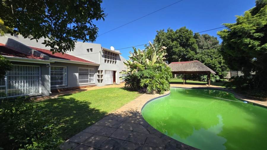 4 Bedroom Property for Sale in Brackenhurst Gauteng
