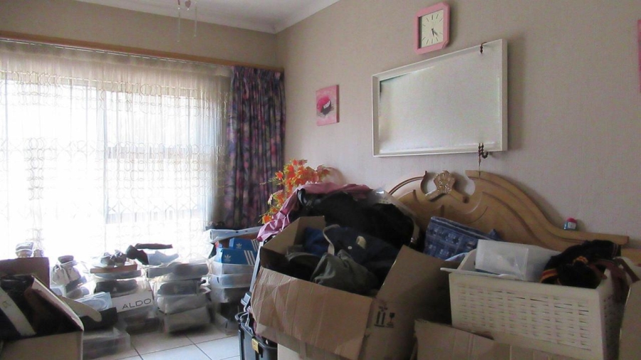 4 Bedroom Property for Sale in Winchester Hills Gauteng