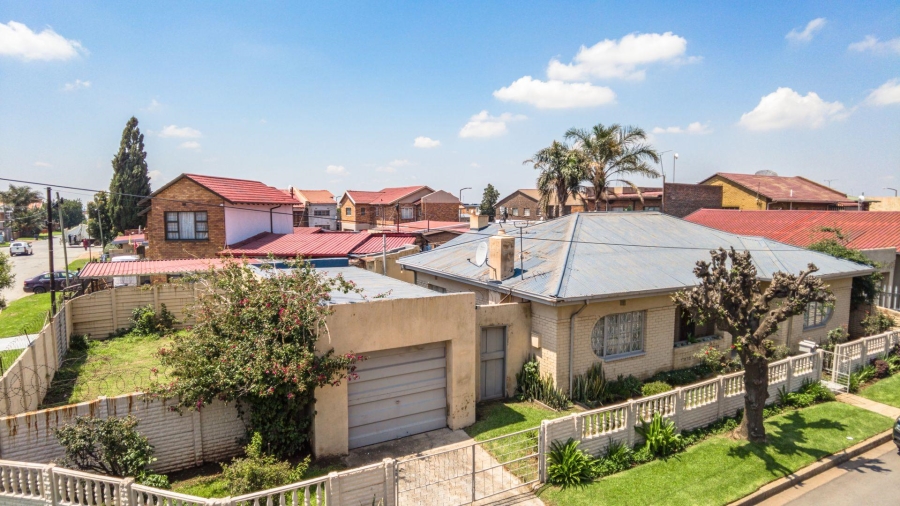 4 Bedroom Property for Sale in Actonville Gauteng