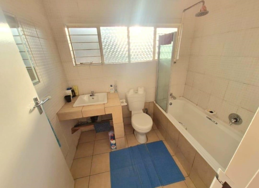 4 Bedroom Property for Sale in Kibler Park Gauteng