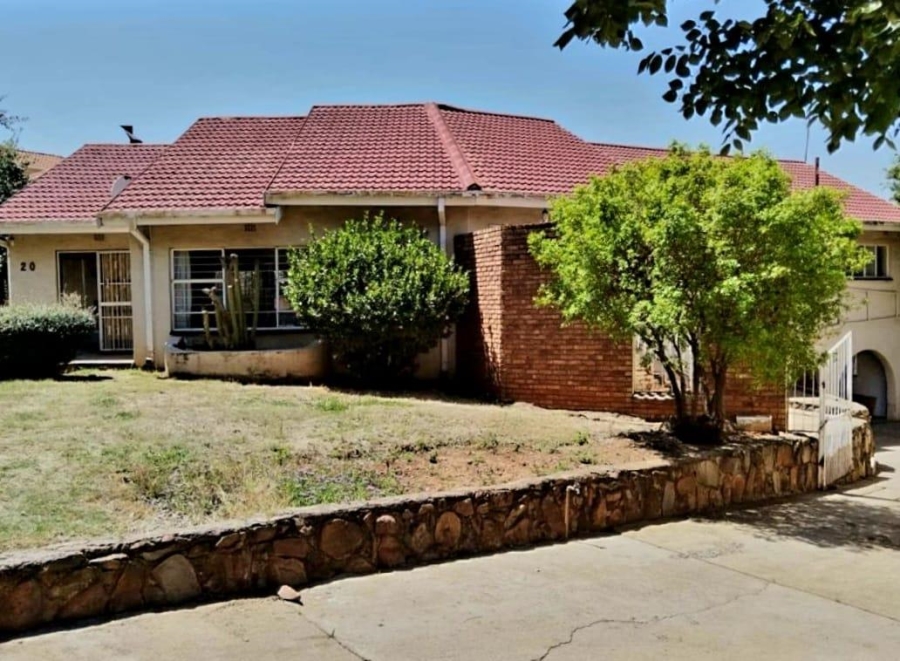 4 Bedroom Property for Sale in Kibler Park Gauteng