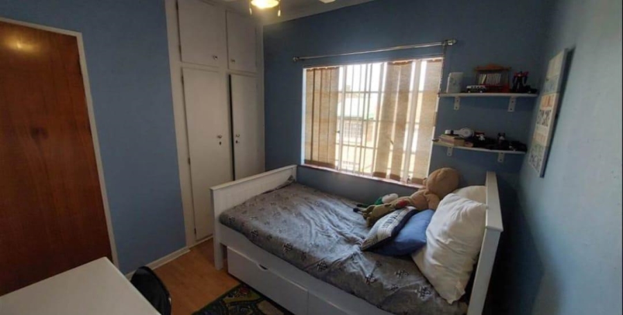 4 Bedroom Property for Sale in Bassonia Gauteng