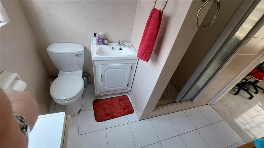 4 Bedroom Property for Sale in Bassonia Gauteng