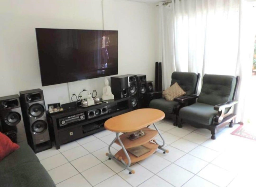 2 Bedroom Property for Sale in Glenvista Gauteng