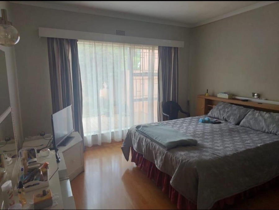 3 Bedroom Property for Sale in Mulbarton Gauteng