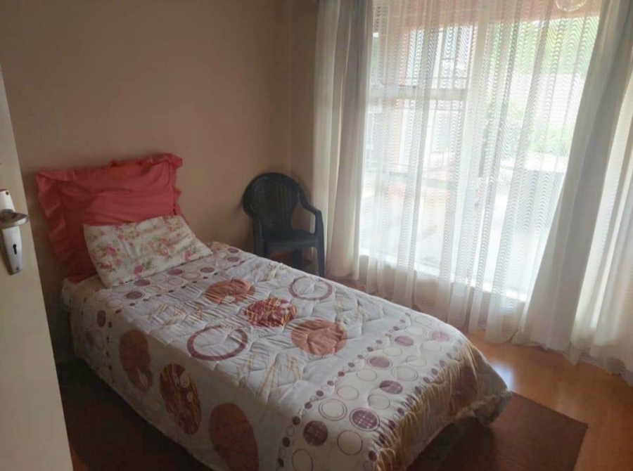 3 Bedroom Property for Sale in Mulbarton Gauteng