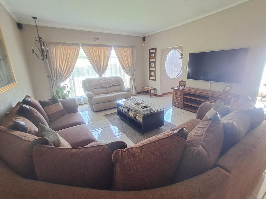 4 Bedroom Property for Sale in Randhart Gauteng