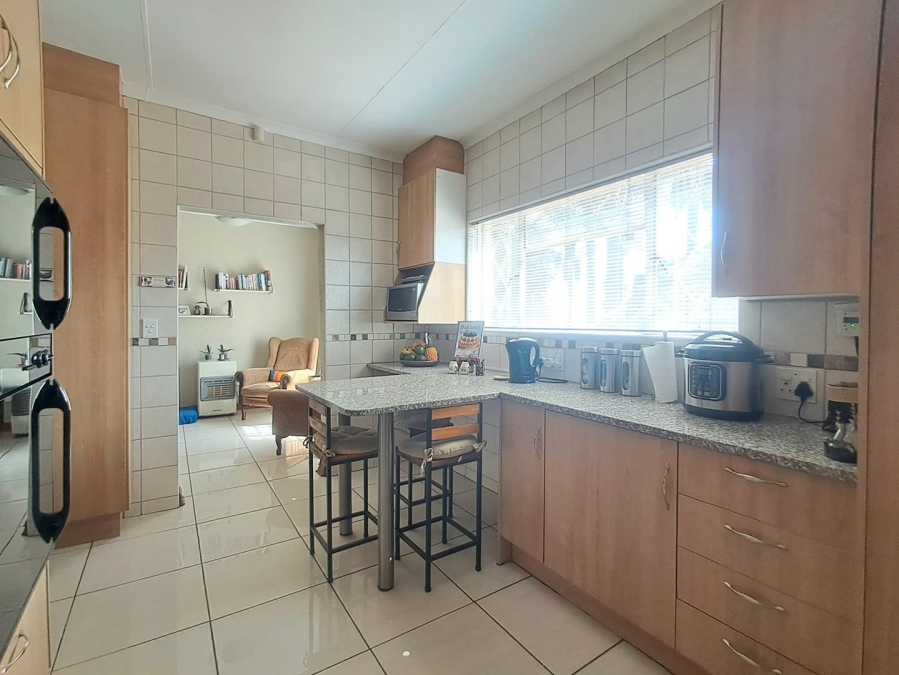 4 Bedroom Property for Sale in Randhart Gauteng