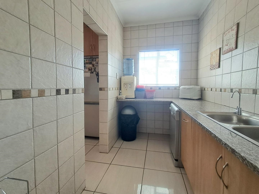 4 Bedroom Property for Sale in Randhart Gauteng