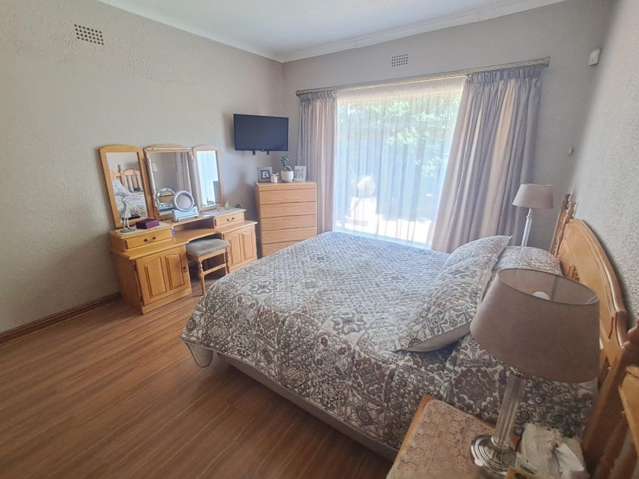 4 Bedroom Property for Sale in Randhart Gauteng
